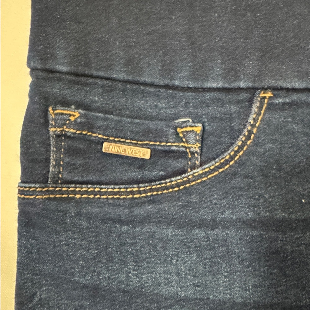 Nine West Heidi Pull on skinny jeans. Size 16 - Picture 5 of 8